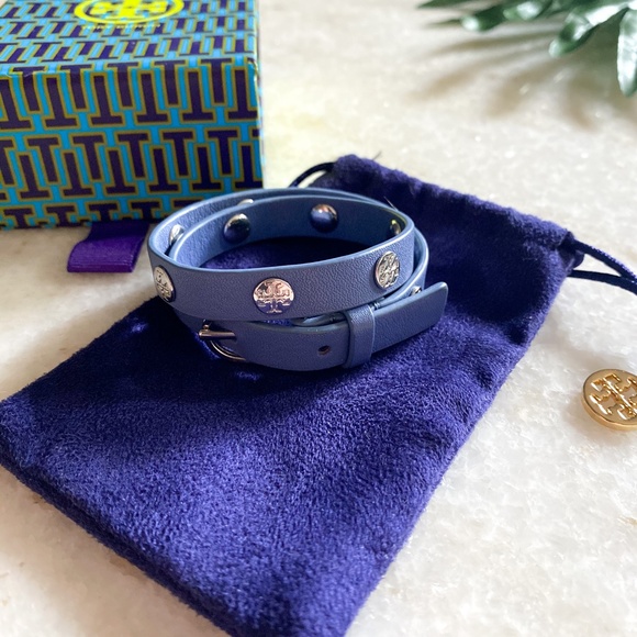 Tory Burch Jewelry - Tory Burch 🌿 Double Wrap Logo Bracelet